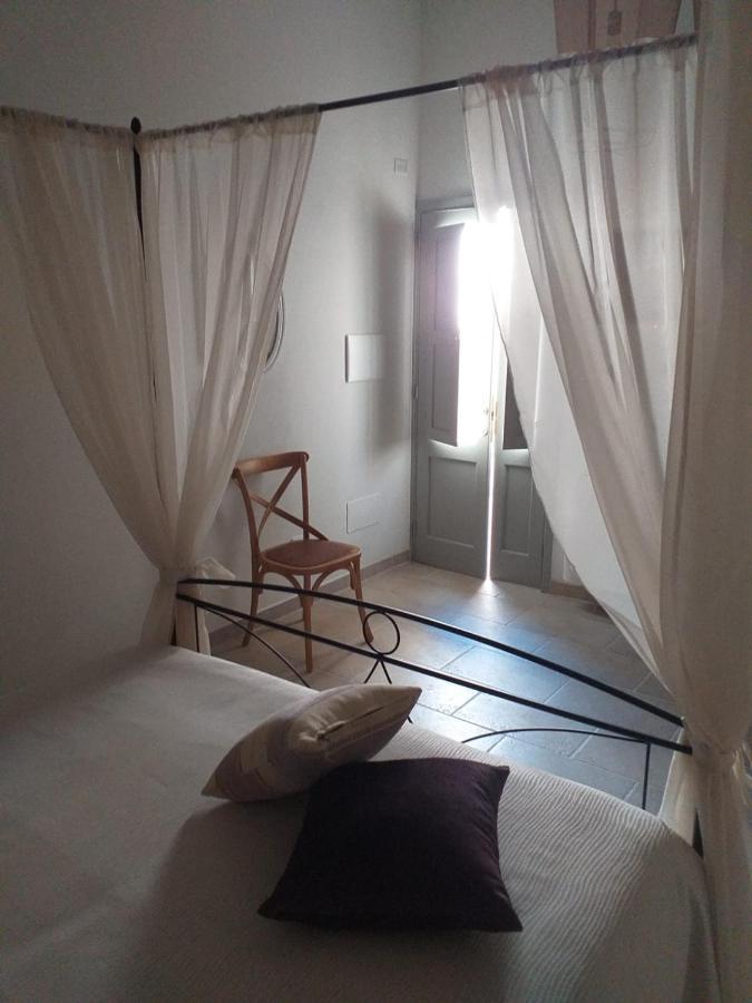 Dimora Assuntina Martano Bed & Breakfast Bagian luar foto