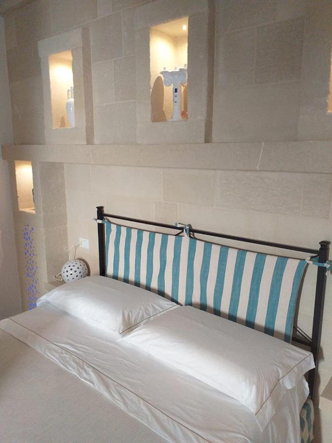 Dimora Assuntina Martano Bed & Breakfast Bagian luar foto
