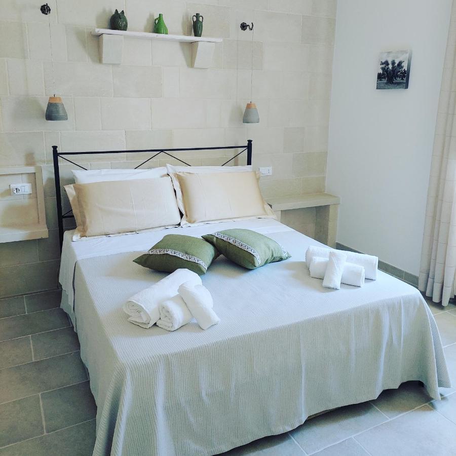 Dimora Assuntina Martano Bed & Breakfast Bagian luar foto