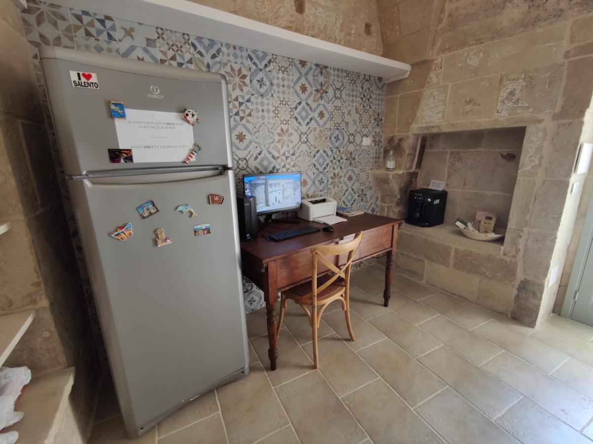 Dimora Assuntina Martano Bed & Breakfast Bagian luar foto