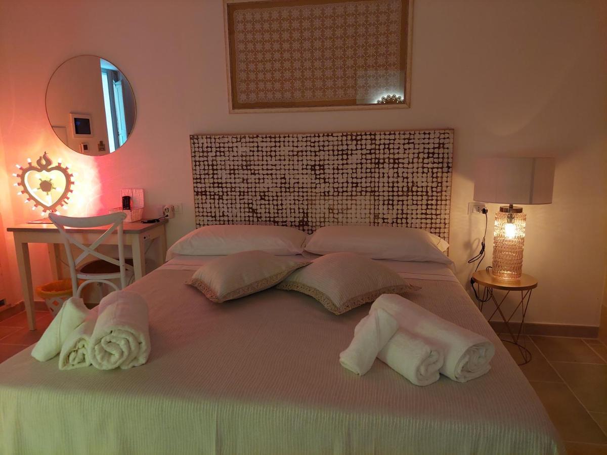 Dimora Assuntina Martano Bed & Breakfast Bagian luar foto