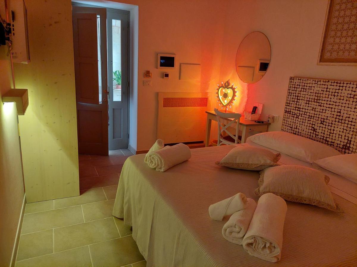 Dimora Assuntina Martano Bed & Breakfast Bagian luar foto