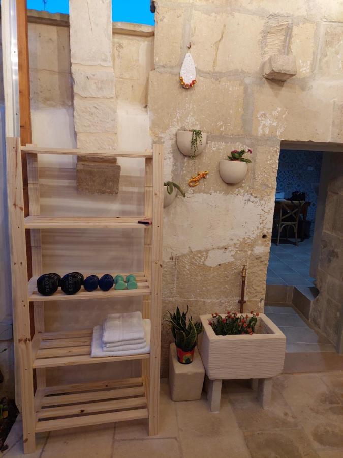 Dimora Assuntina Martano Bed & Breakfast Bagian luar foto